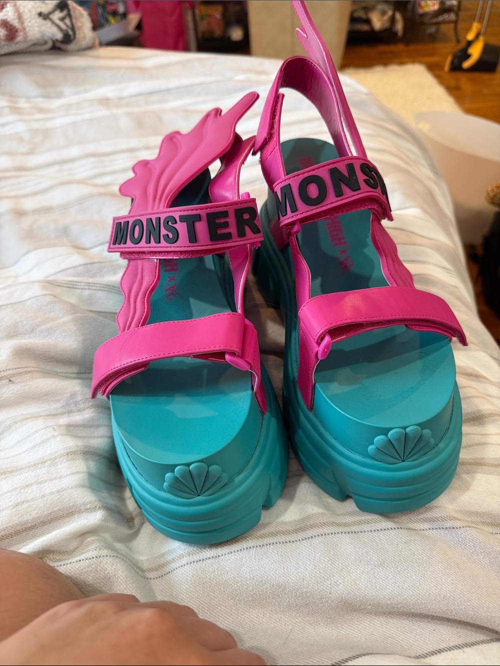 Monster High Lagoona blue Teal and Hot Pink Platform Sandals